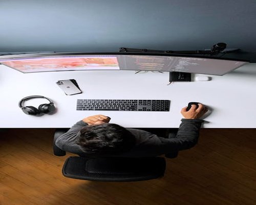Ajuste ergonómico de escritorio y monitor